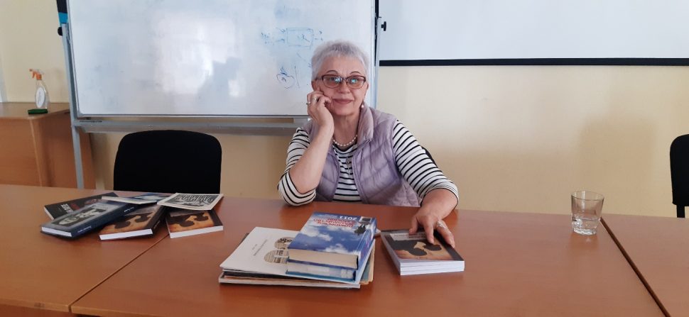 В САФУ состоялась встреча Ольги Голубцовой со студентами 